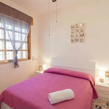 Milon Near The Sea - Happy Appartement